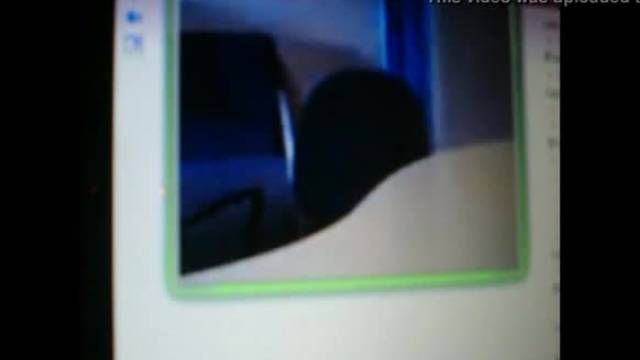 Ninfetinha se exibindo na cam / girl exibition on webcam