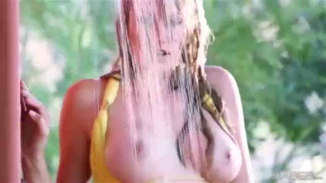 Babes - slippery and wet (brett rossi)